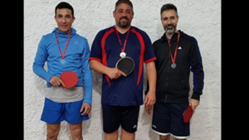 Sábado y domingo, torneos de ping pong en La Academia