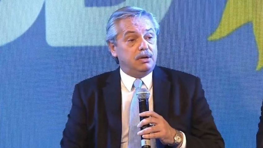 Fernández prometió "un país federal" con "un presidente y 24 gobernadores"