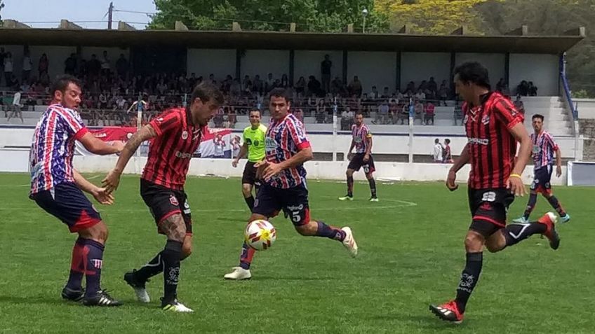 Independiente ganó la primera final 