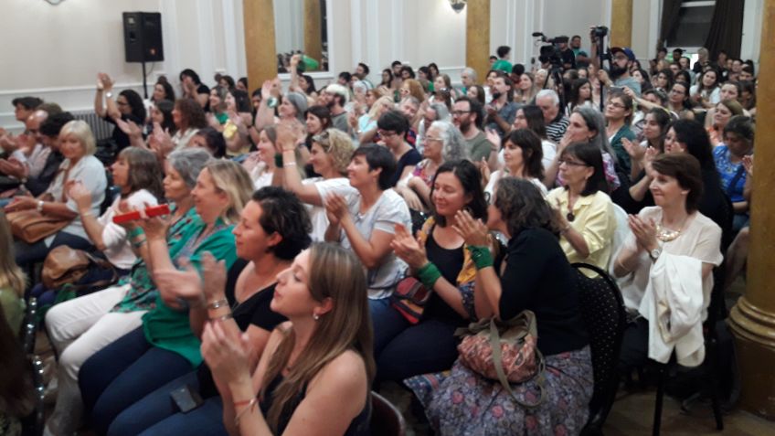 La UNICEN reconoció a Dora Barrancos con un Doctorado Honoris Causa 