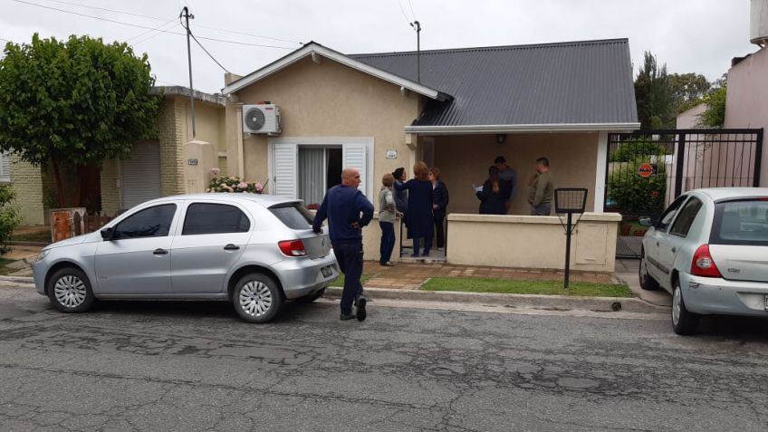 Golpearon a la empleada y, con destrozos mediante, robaron en una vivienda
