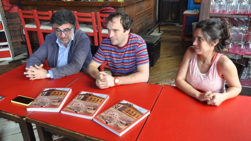 Tierra de Azafranes presentó su libro