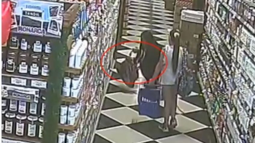 Quedó filmada mientras robaba en un supermercado