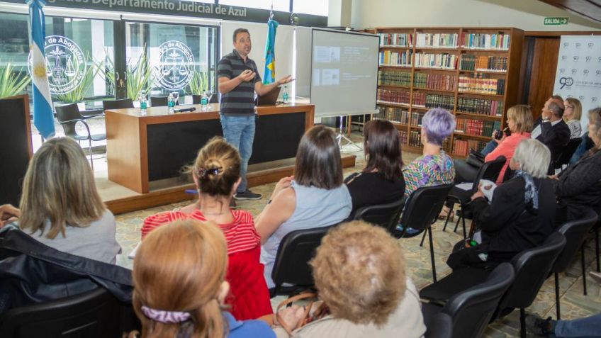 Exitosas charlas sobre "Cannabis: Derecho a la Salud"