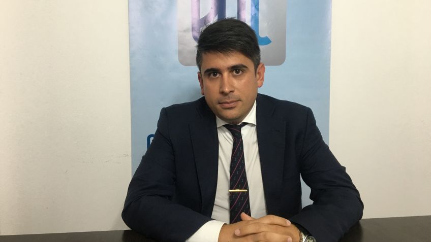 "Si queremos policías humanos, necesitamos una institución que los trate con humanidad"