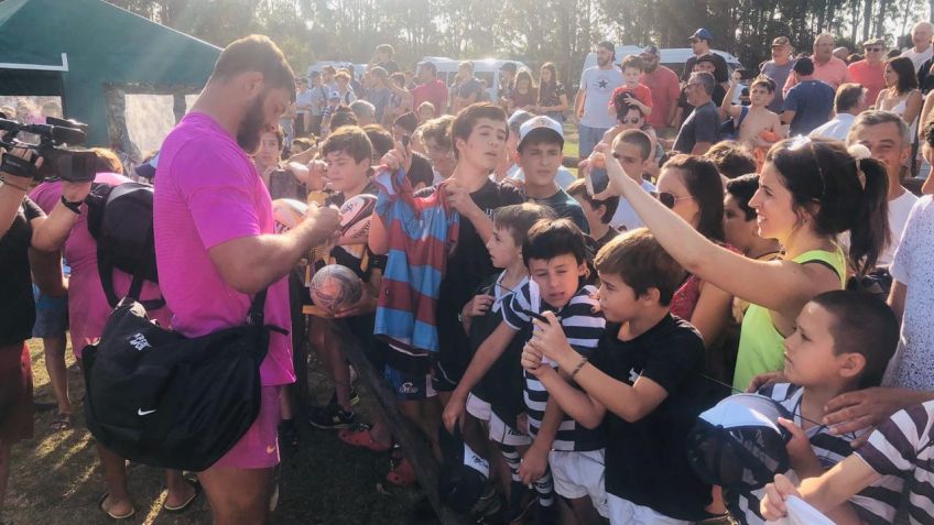 Jaguares entrenó con el aliento tandilense antes de dejar la ciudad