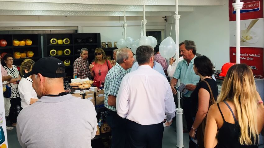 Autoridades participaron de la inauguración del nuevo local de Nuevo Amanecer