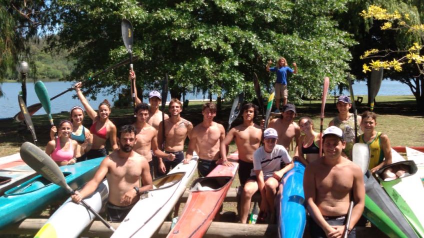 Palistas del CNF resultaron campeones del zonal de canotaje