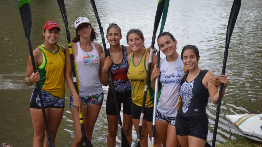 Palistas del CNF resultaron campeones del zonal de canotaje