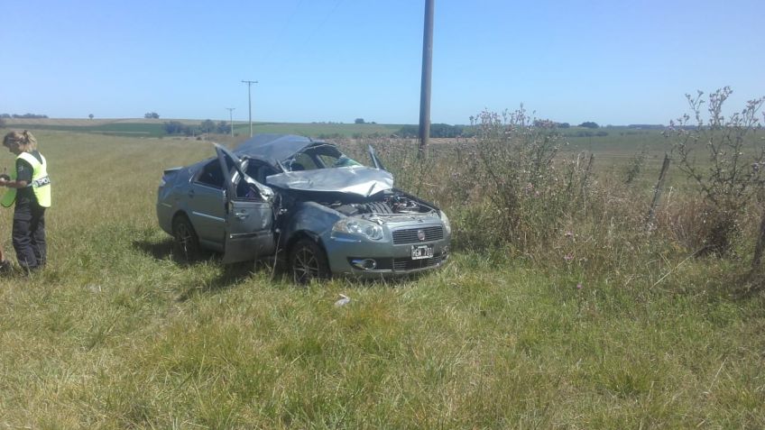 Dos personas heridas tras volcar en Ruta 74