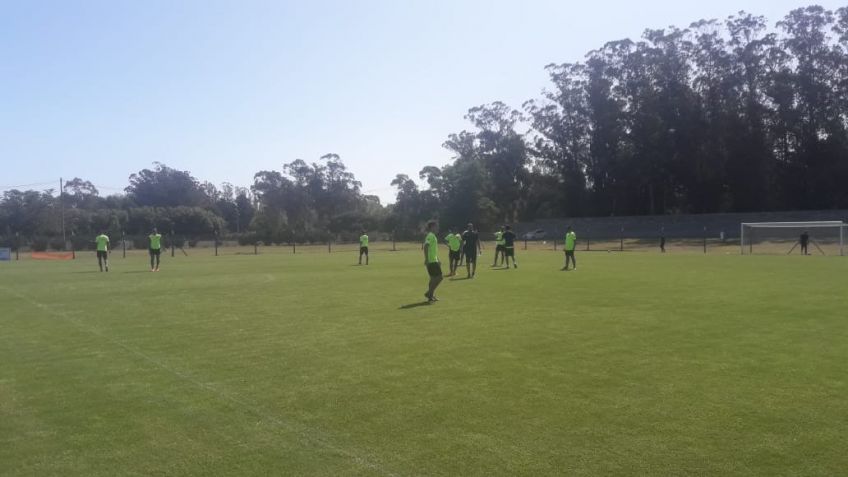 Santamarina se probó con Alvarado