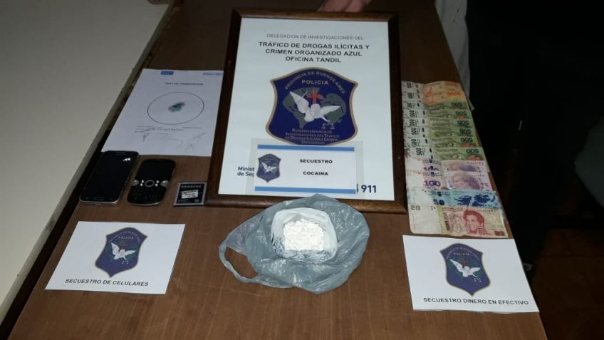 Interceptan a un sujeto con unas 300 dosis de cocaína en la terminal