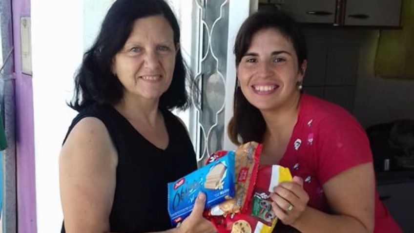 Liliana cumplió 60 y repartió 208 paquetes de galletitas