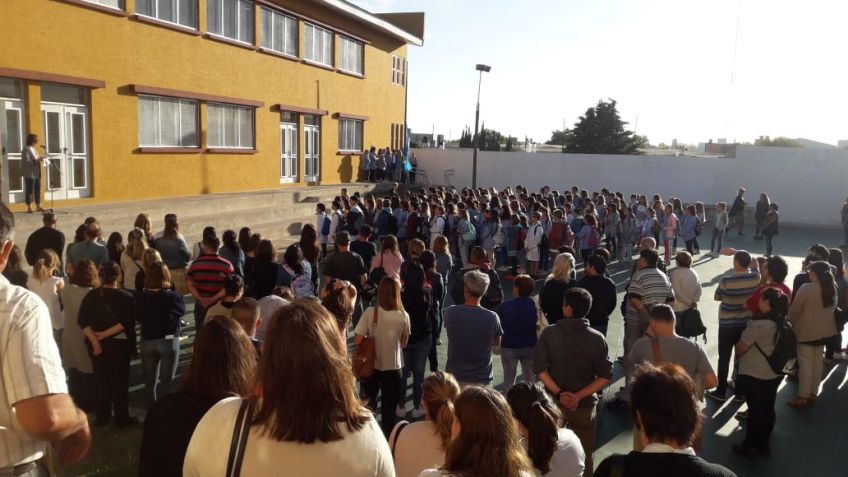 Escuela Polivalente