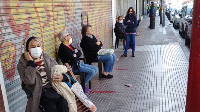 Señalización y mayor orden en los bancos
