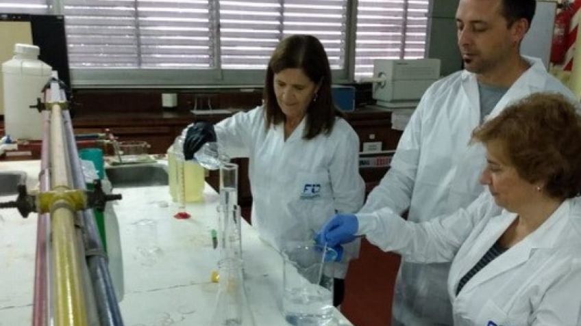 Laboratorios de UNICEN elaboran alcohol y glicerina