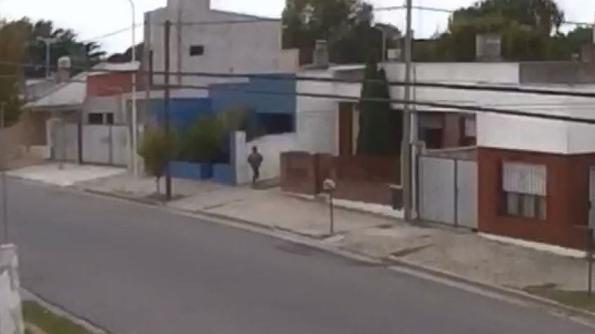Sujeto se metió en una casa y se llevó dinero