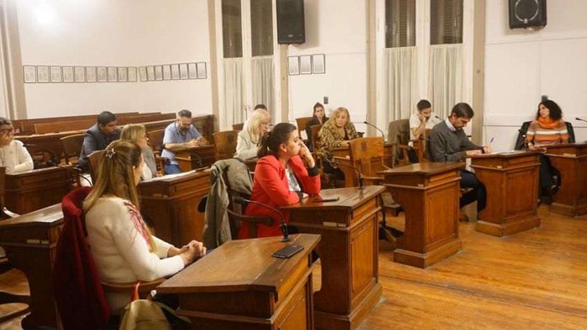 Concejales de todos los bloques se redujeron el sueldo un 20%