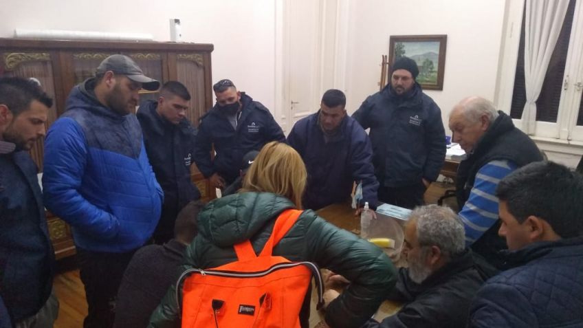 Compás de espera en el conflicto con los recolectores