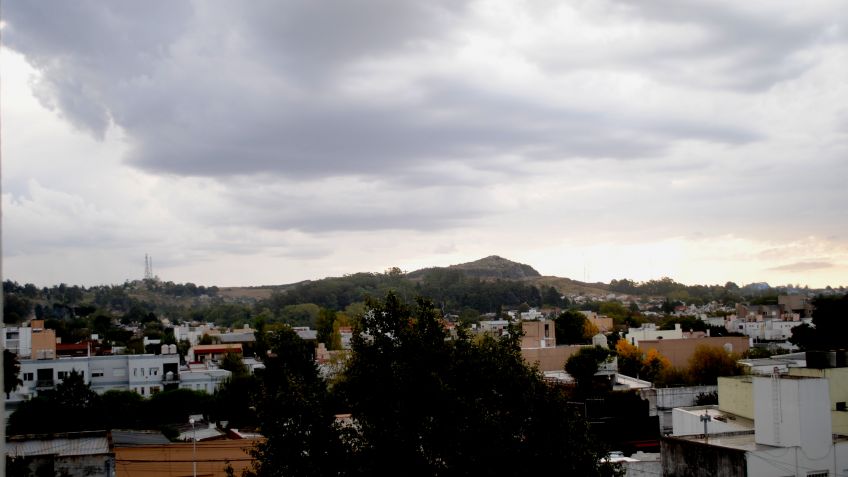 Jueves: mínima de 0º y cielo nublado