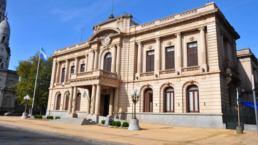 El municipio pagó salarios y reiteró el llamado a la responsabilidad del sindicato