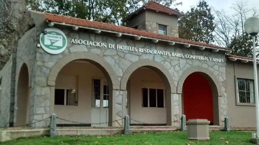 Alojamientos: "Algunos han abierto, pero la situación económica no cambió mucho"