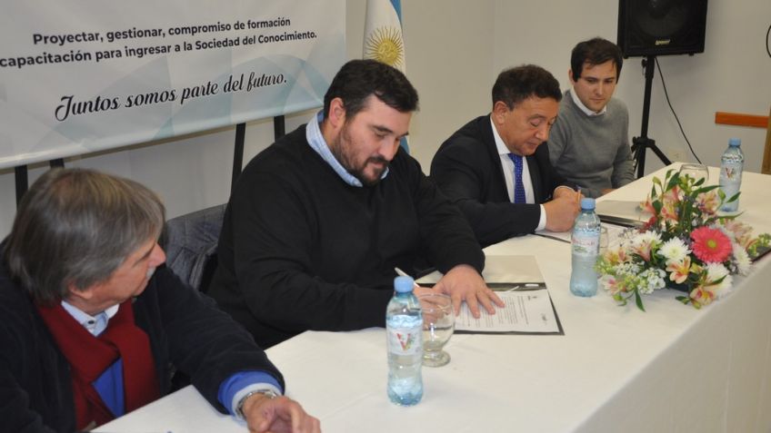 AMEMT y CEPIT firmaron un convenio