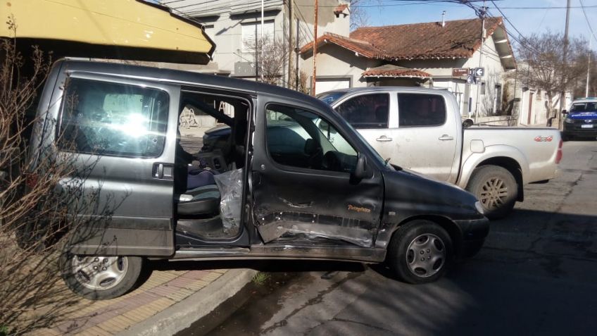 Fuerte choque en Machado y Alem