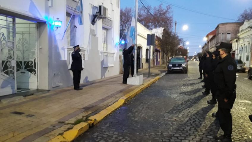 La Policía Federal realizó el acto conmemorativo del 9 de Julio