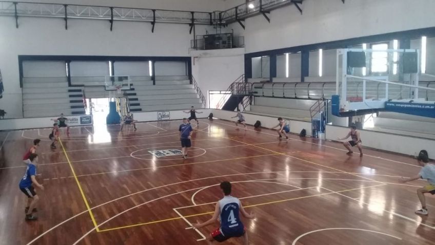 Para entrenamiento físico y mejoramiento de la técnica individual, abren los clubes