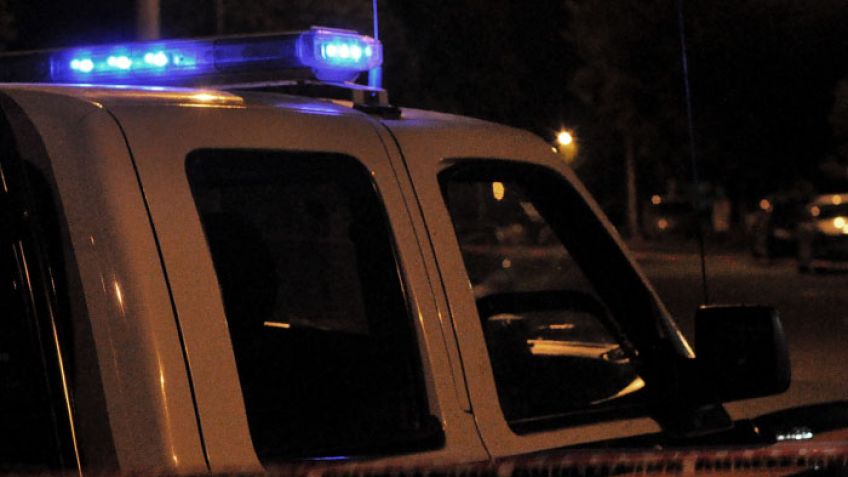 Tres sujetos increparon a un vecino, lo cortaron y luego se pelearon con la Policía