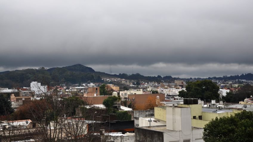 Jueves: 2º bajo cero y cielo nublado