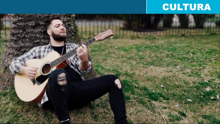 "La música siempre fue mi segunda pasión"
