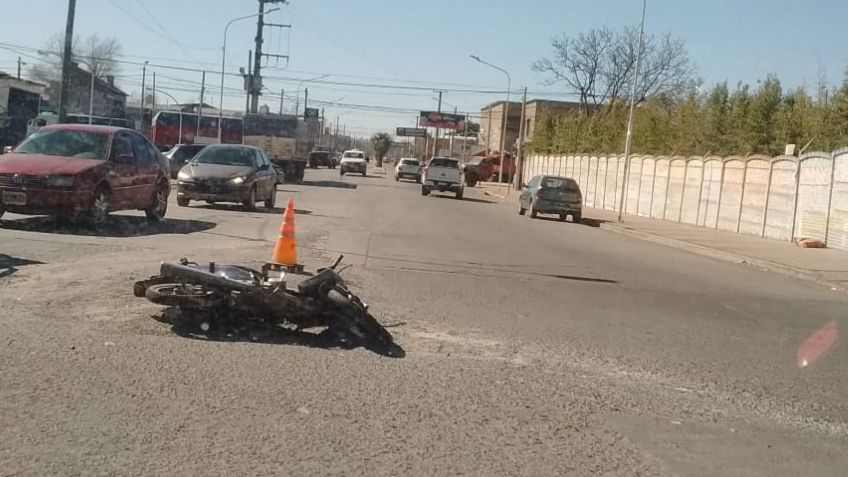 Una mujer sufrió heridas en un siniestro vial