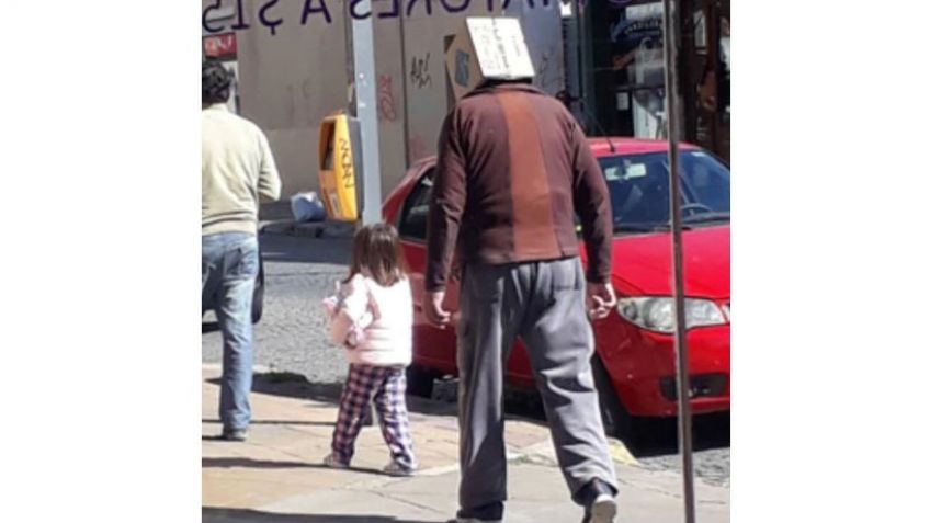 Viral: tapaboca, máscara o... caja