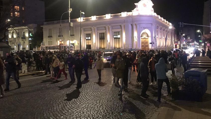 La Policía Bonaerense también se manifestó en Tandil
