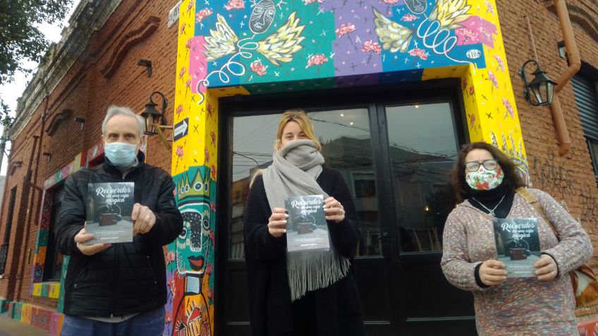Nacho Lacovara, Inés Rodríguez, hermana y colaboradora de Manuel Rodríguez, y Myriam Bonini.    