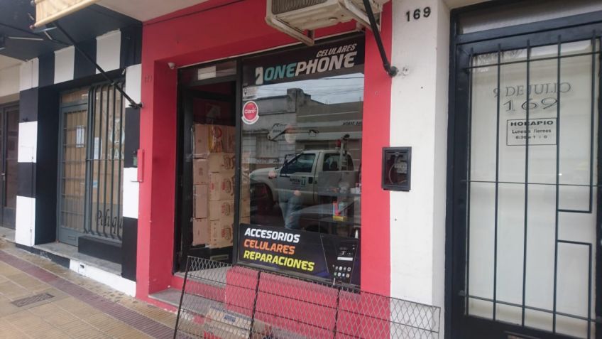 Roban un local en 9 de Julio al 100
