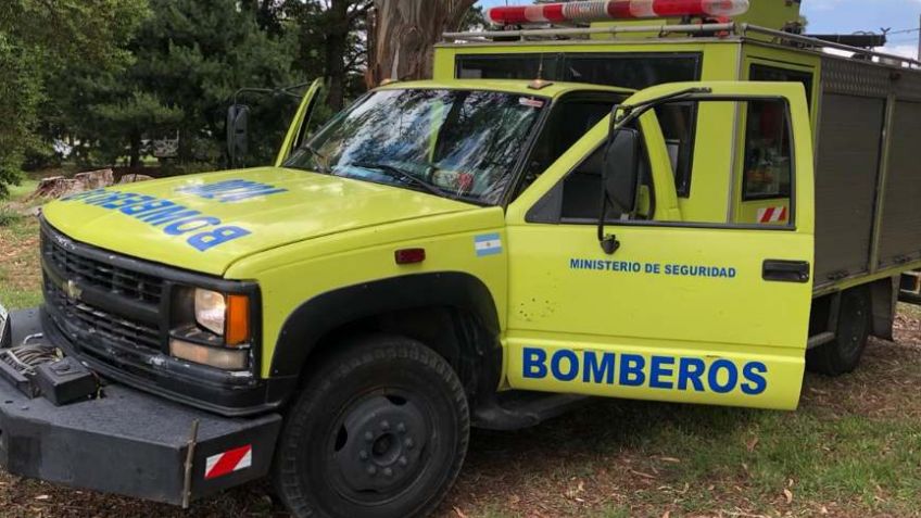 Dos incendios, casi en simultáneo, requirieron la labor de Bomberos