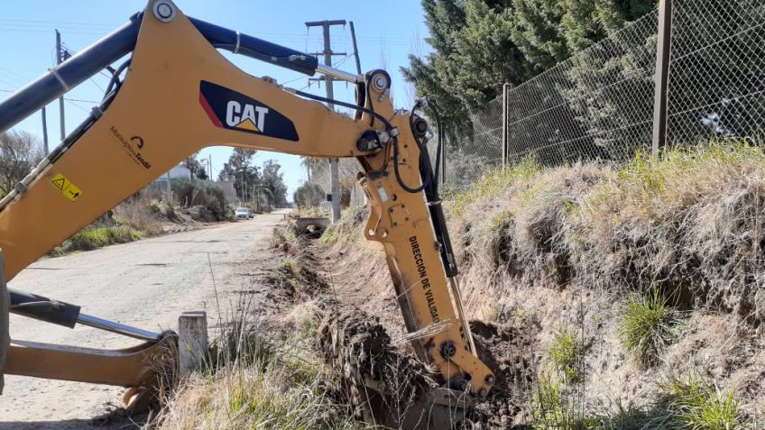 Vialidad avanza con las obras de limpieza de canales pluviales