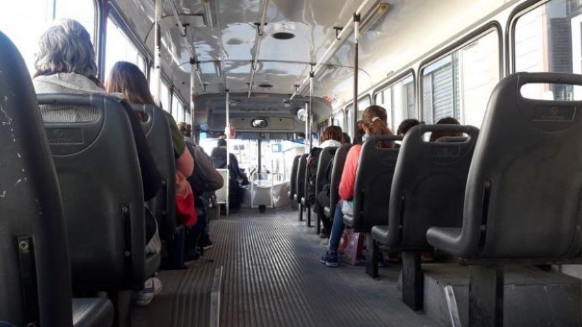 Proponen que trabajadores de salud viajen gratis en transporte público