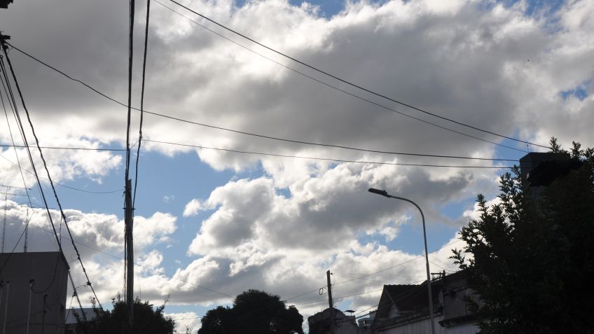 Martes: máxima de 25º y cielo parcialmente nublado