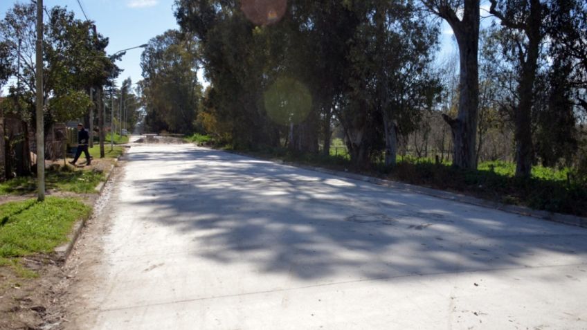 Está en su etapa final la pavimentación de Dante Alighieri