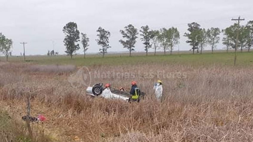 Policía que trabaja en Tandil volcó en la Ruta 30