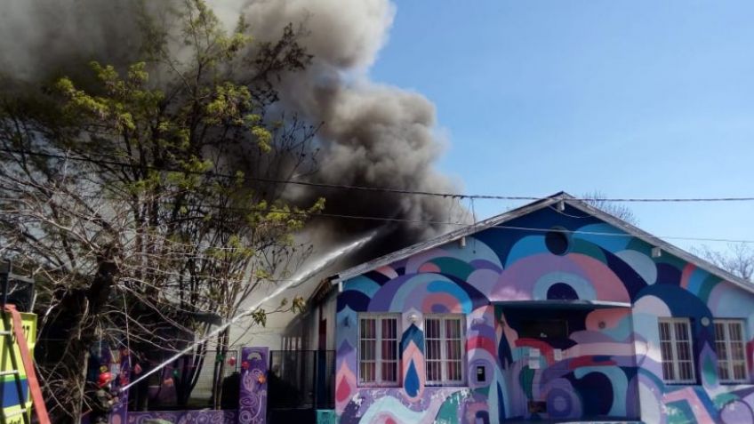 Juventud recibió una donación para reponer material didáctico perdido en el incendio
