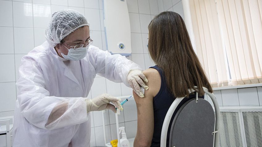 Una vez aprobada, la vacuna rusa será gratis en nuestro país