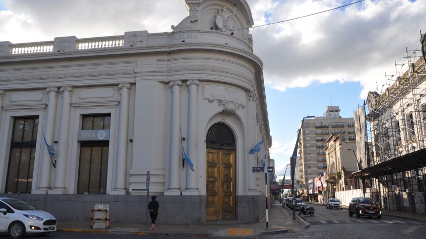 El viernes habrá feriado bancario