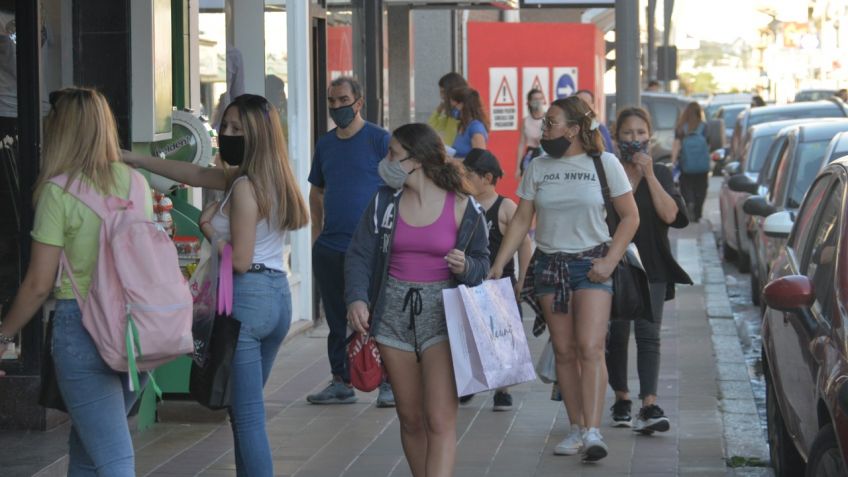 "Continuamos con una importante cantidad de casos y por eso es fundamental no relajarse" 