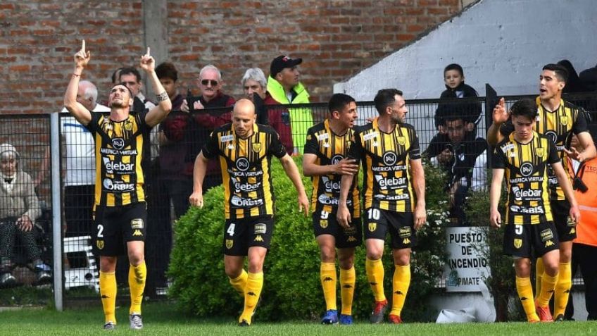 Se conoció el formato con el que jugaría Santamarina