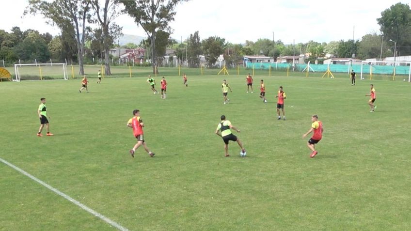 Santamarina hizo fútbol con el selectivo local